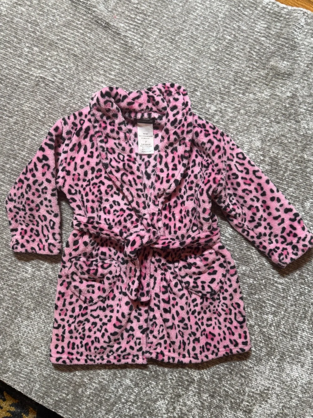 EUC Cuddl Duds Girls' Pink Leopard Fleece Bathrobe with heart pockets 2t